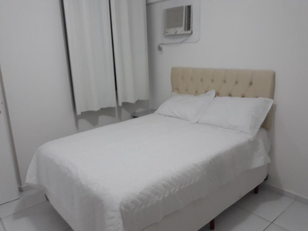  Apartamento BEIRA-MAR com 2 quartos