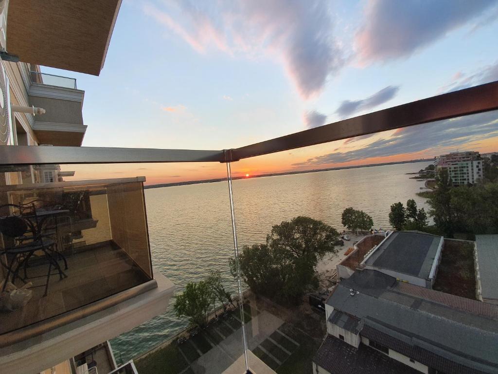 Solid Residence Mamaia - Studio Met Uitzicht Op Zee