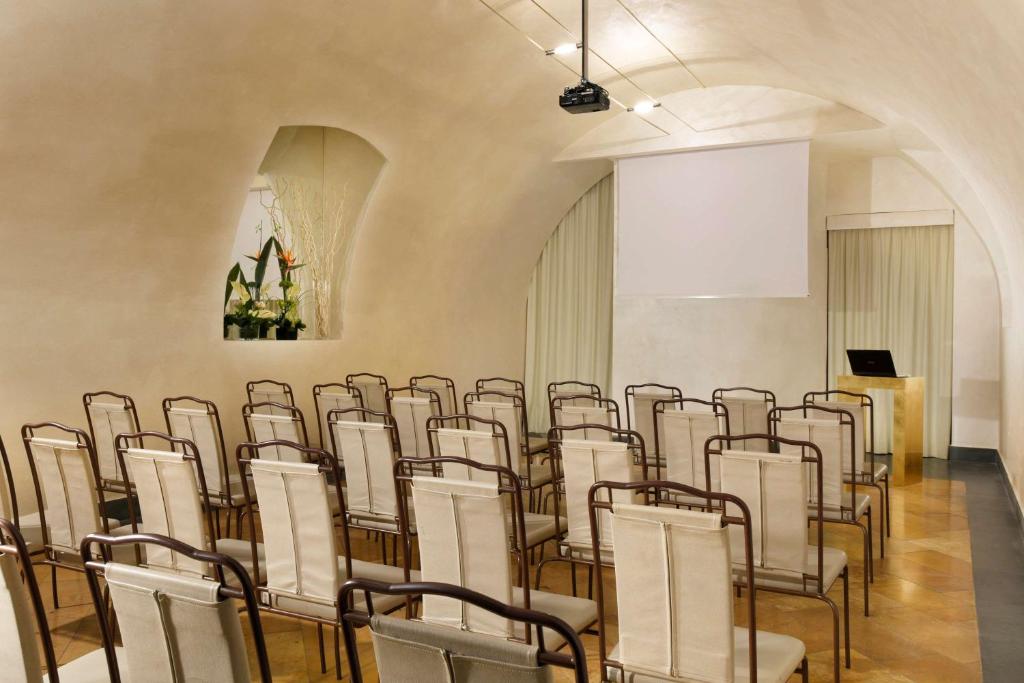 Posezení v ubytování Villa Appiani Hotel