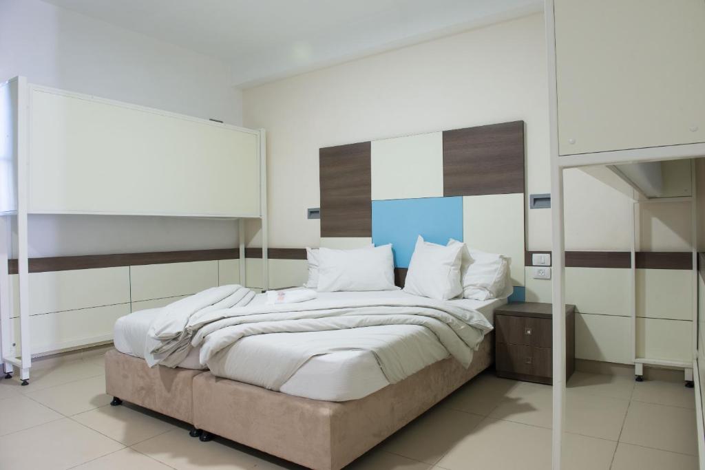 Postel nebo postele na pokoji v ubytování HI - Akko Knights Hostel
