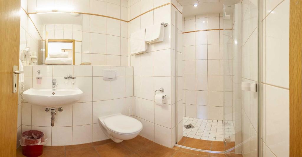Koupelna v ubytování Hotel-Gasthof Krone