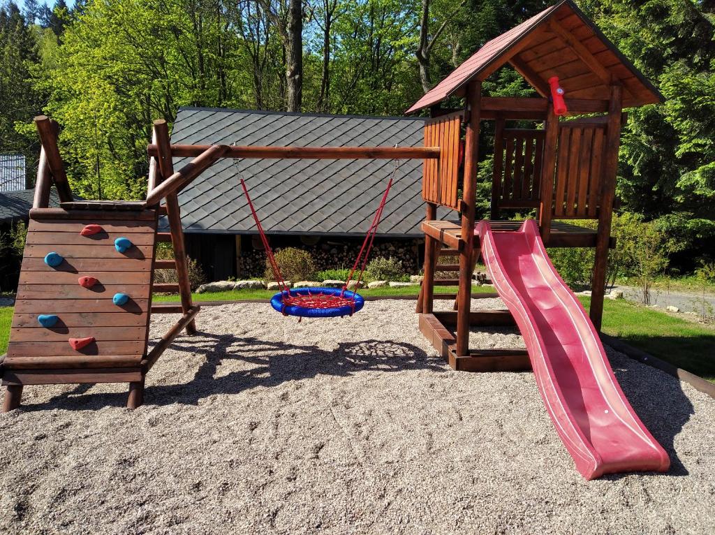 Zona de juegos infantil en Chata Harmonie