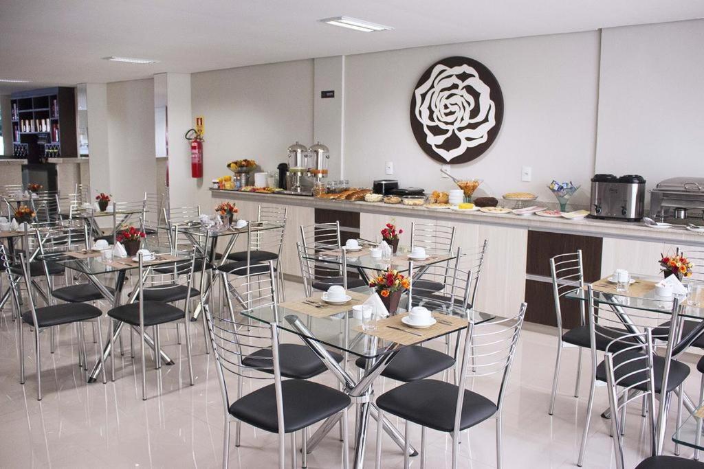  HOTEL VINTE UM