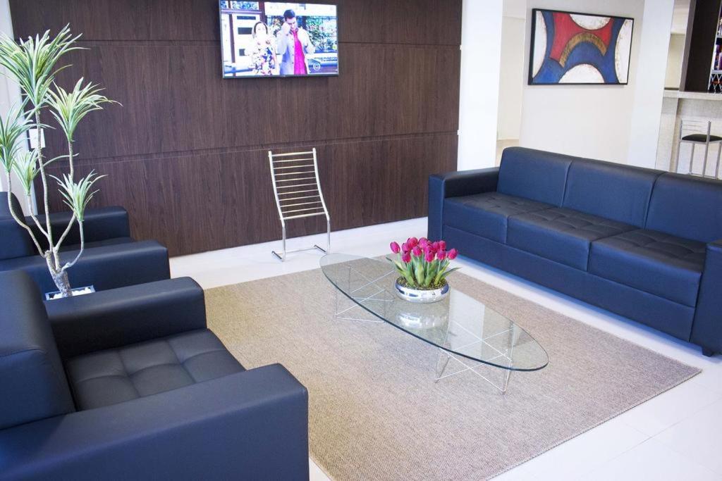 HOTEL VINTE UM