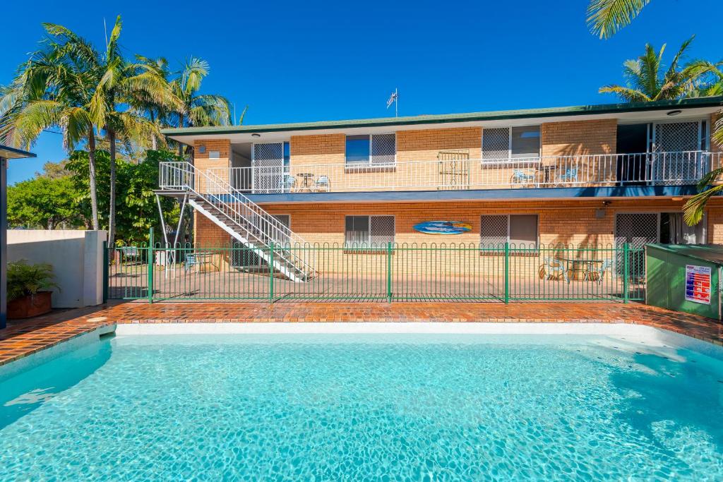 Red Star Palm Beach - Resim 18