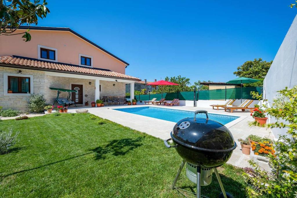 Villa SA-RA – Photos 1