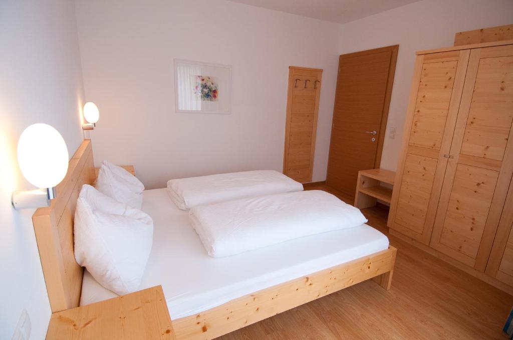 Postel nebo postele na pokoji v ubytování Gasthof Traube