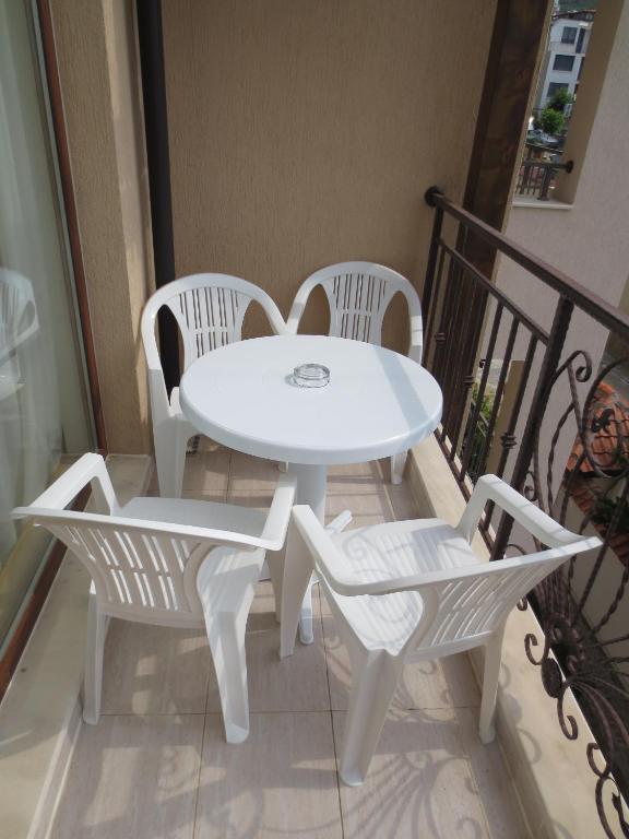 Balkón nebo terasa v ubytování PORTO PARADISO Apart Complex
