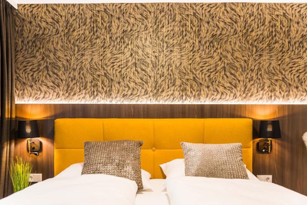 Gerharts Premium City Living - center of Brixen with free parking and Brixencard - Doble Estudio De Lujo