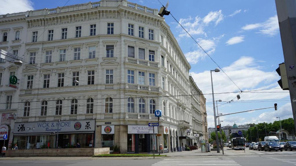 Budynek, w którym mieści się aparthotel