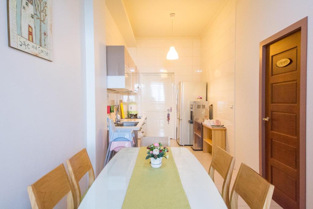 Eldhús eða eldhúskrókur á Childlike B&B