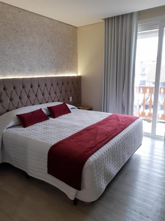 Postel nebo postele na pokoji v ubytování Hotel Alles Berg