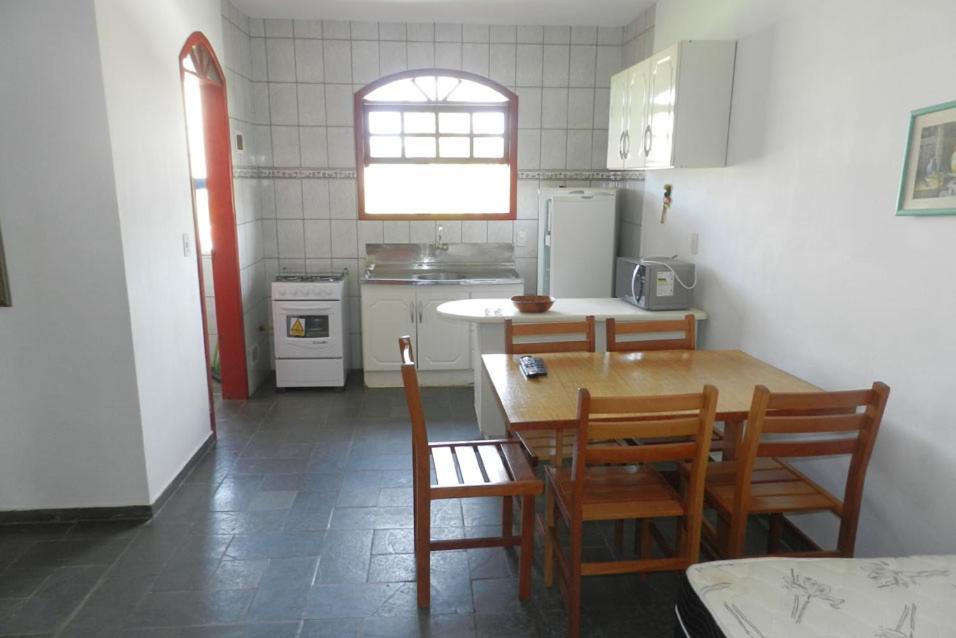  CONDOMINIO COLONIAL DEPARTAMENTOS CON COCINA