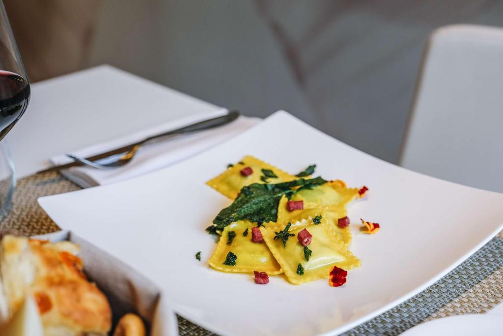 Best Western Plus Tower Hotel Bologna - Resim 26