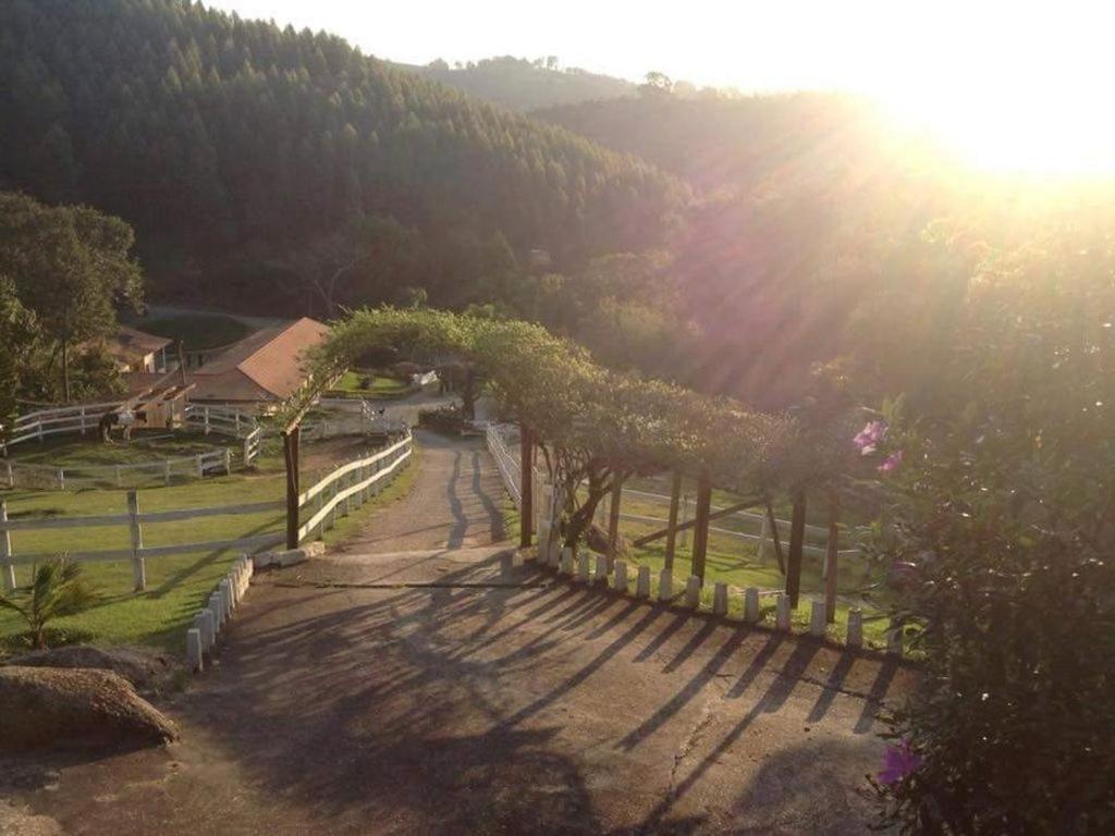  Fazenda Carpas Douradas