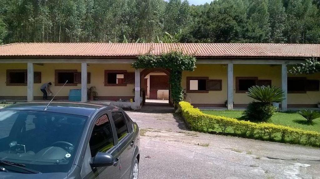  Fazenda Carpas Douradas