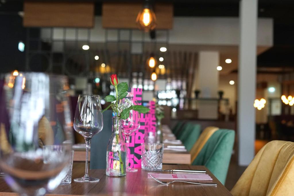 Restaurace v ubytování DIWOTEL by Trip Inn Frankfurt Airport Dreieich