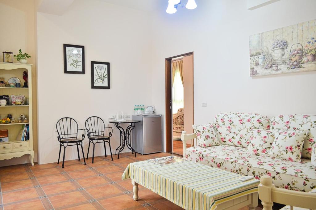 1969 Meters Square Seed B&B - Family Room With Terrace