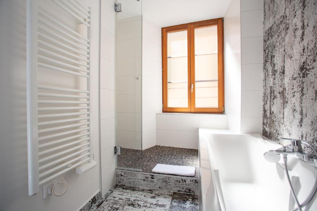 Koupelna v ubytování Hôtel Le Rapp