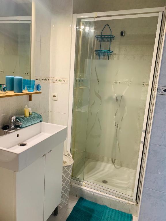 Koupelna v ubytování Estudio muy acogedor en Benalmádena