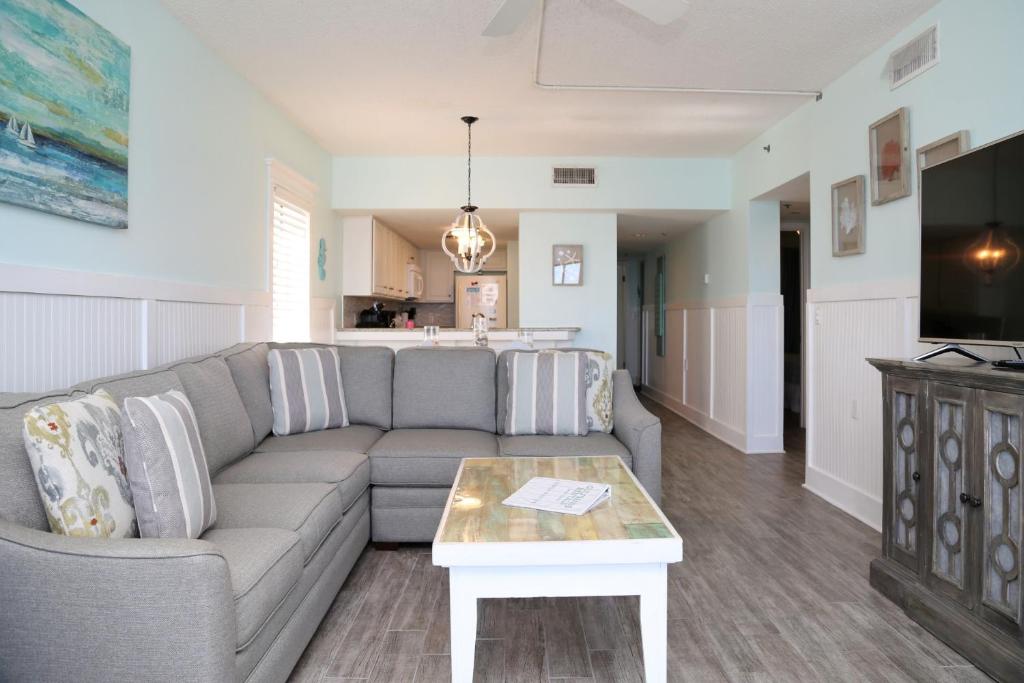 Tropical Winds 304 Condo, Gulf Shores Updated 2023 Prices