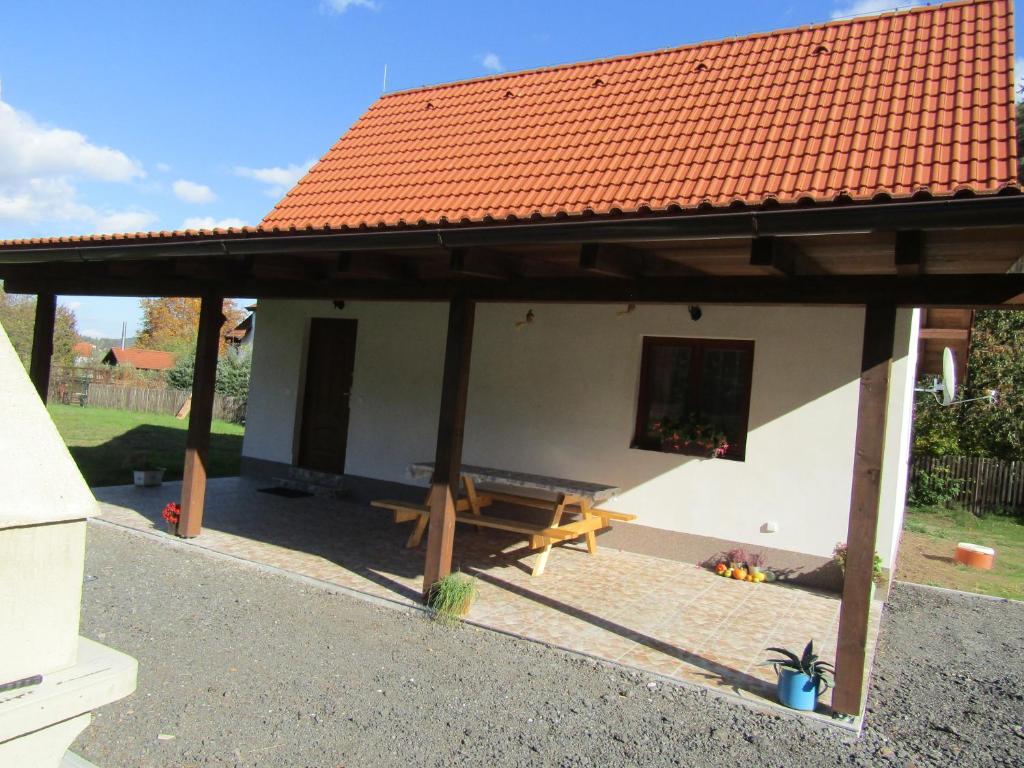 Budova, kde se prázdninový dům nachází