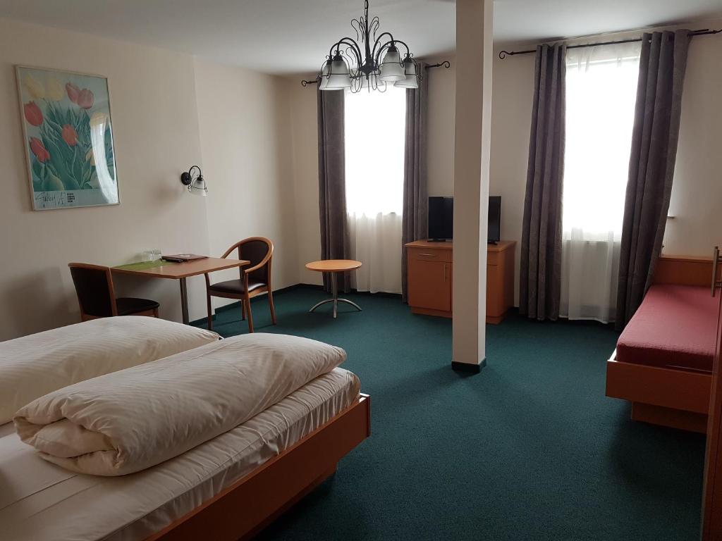 Gästehaus Palmengarten - Triple Room