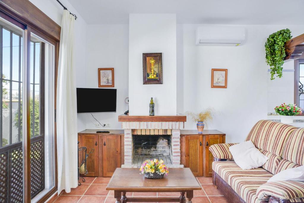TV a/nebo společenská místnost v ubytování Chalet Villanueva - Sólo Familias