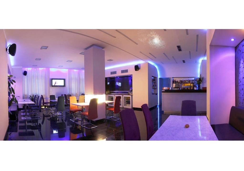 Relax Inn - Resim 21