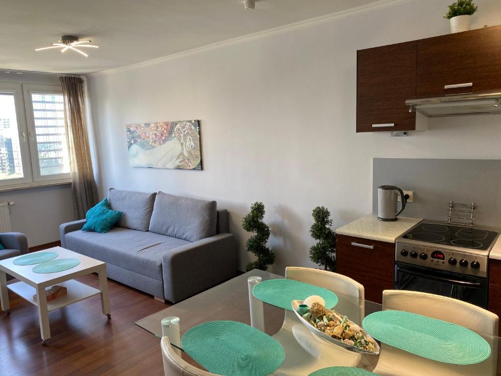 Good Time Apartments Warsaw City Center - One-Bedroom Apartment With City View