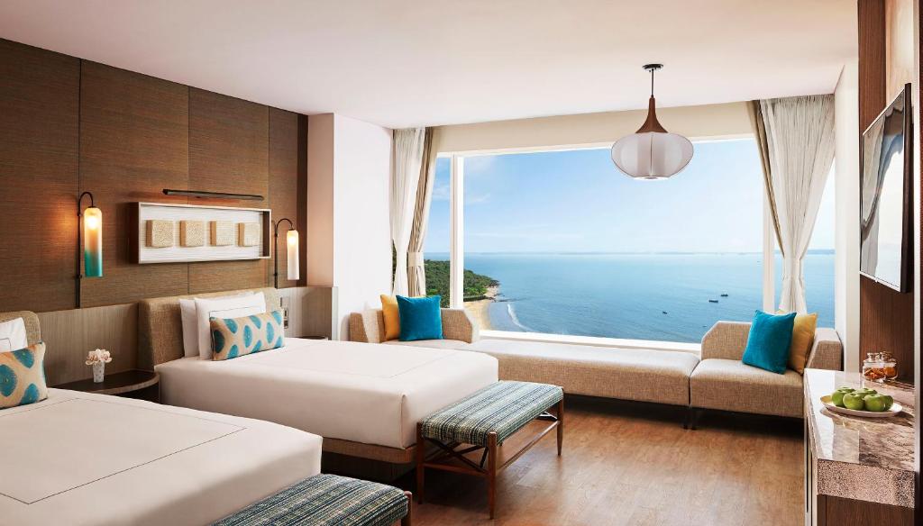 Postel nebo postele na pokoji v ubytování Taj Cidade de Goa Horizon, Goa