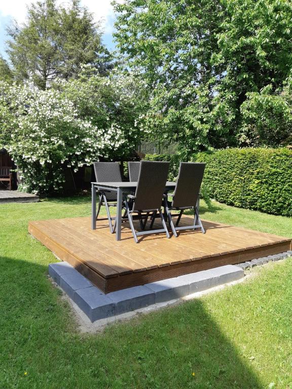 Κήπος έξω από το Ferienwohnung Haus Stein