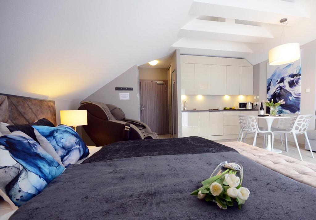 Posedenie v ubytovaní Apartamenty Biała Sowa Czarna Góra