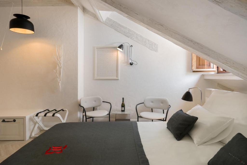 Palazzo De Bona - 18