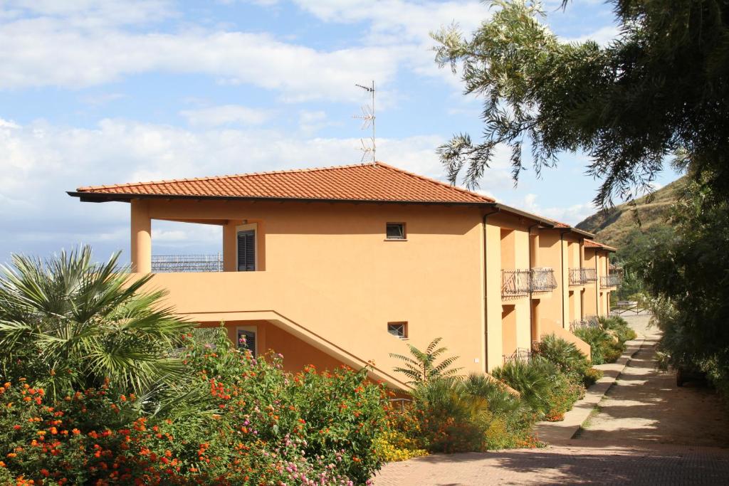 Residence Pietre Bianche ApartHotel