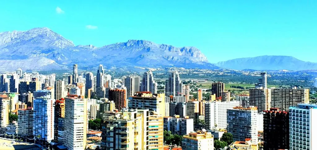 Apartment with Panoramic Sea & Mountain Views - Benidorm
