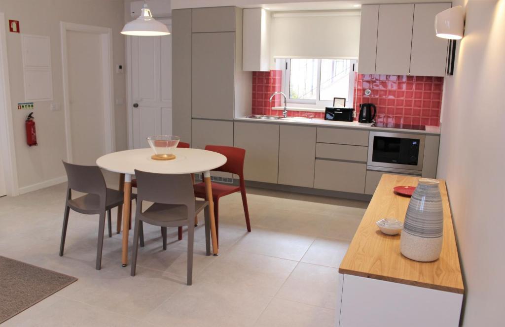 Cardeal Suites & Apartments photo