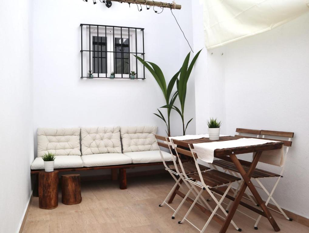 Posedenie v ubytovaní Apartamento Conil Gades Nömada B