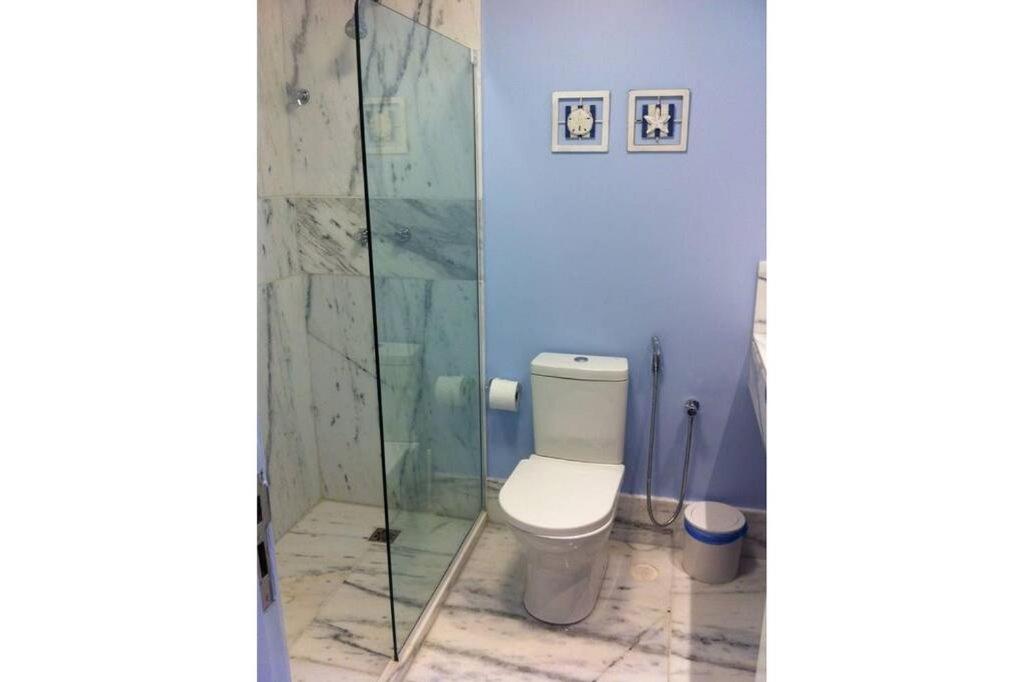  Charming and spacious apt with gorgeous seaview and bathtub