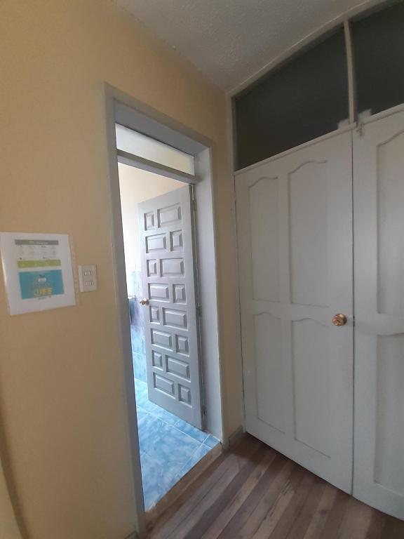 Fotografie z fotogalerie ubytování Hostal Mediodia v destinaci Quito