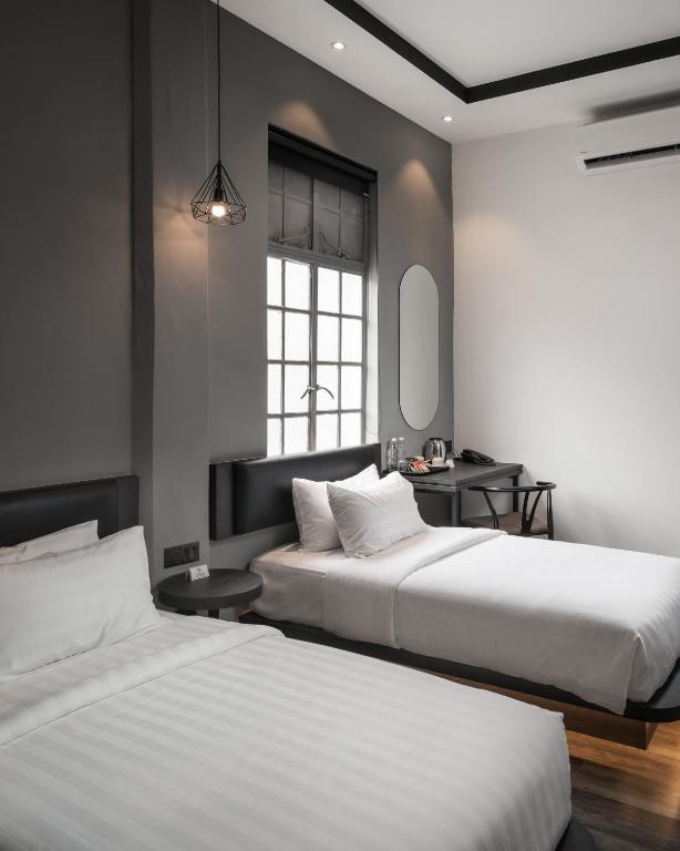 Modern Hotel Georgetown - Deluxe Twin Room