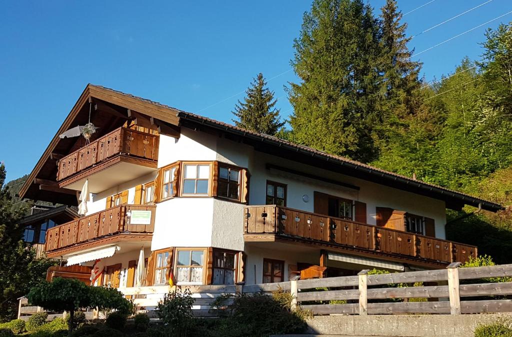 Ferienwohnungen Romeo-Julio-Mittenwald - 2