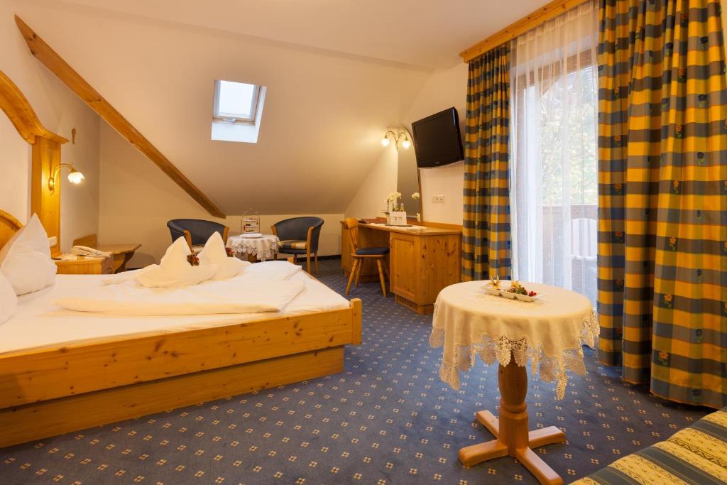 Bärenhotel - Tweepersoonskamer Met Balkon