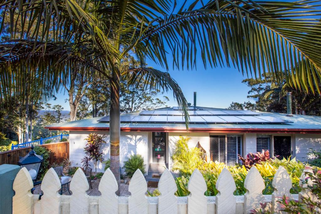 Avocado Sunset Bed & Breakfast - Daintree Suite Met Spa -bad