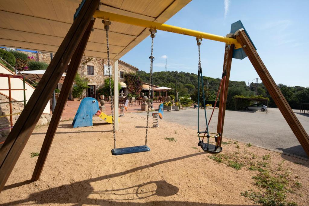 Herní místnost nebo prostor pro děti v ubytování Mas Torrellas