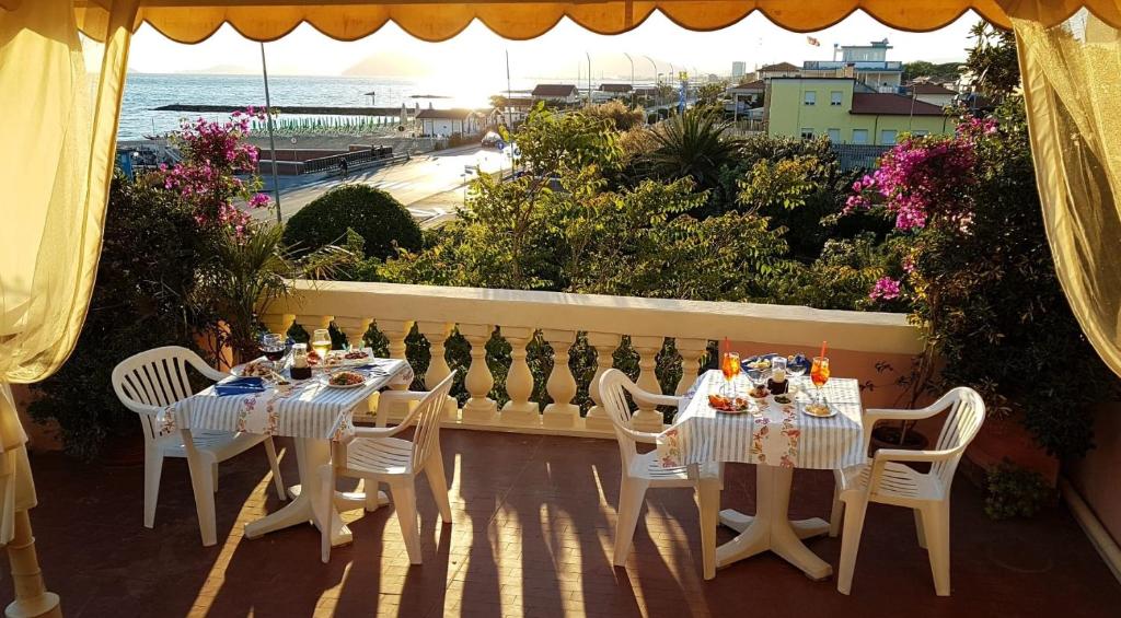Balkon lub taras w obiekcie Hotel Italia