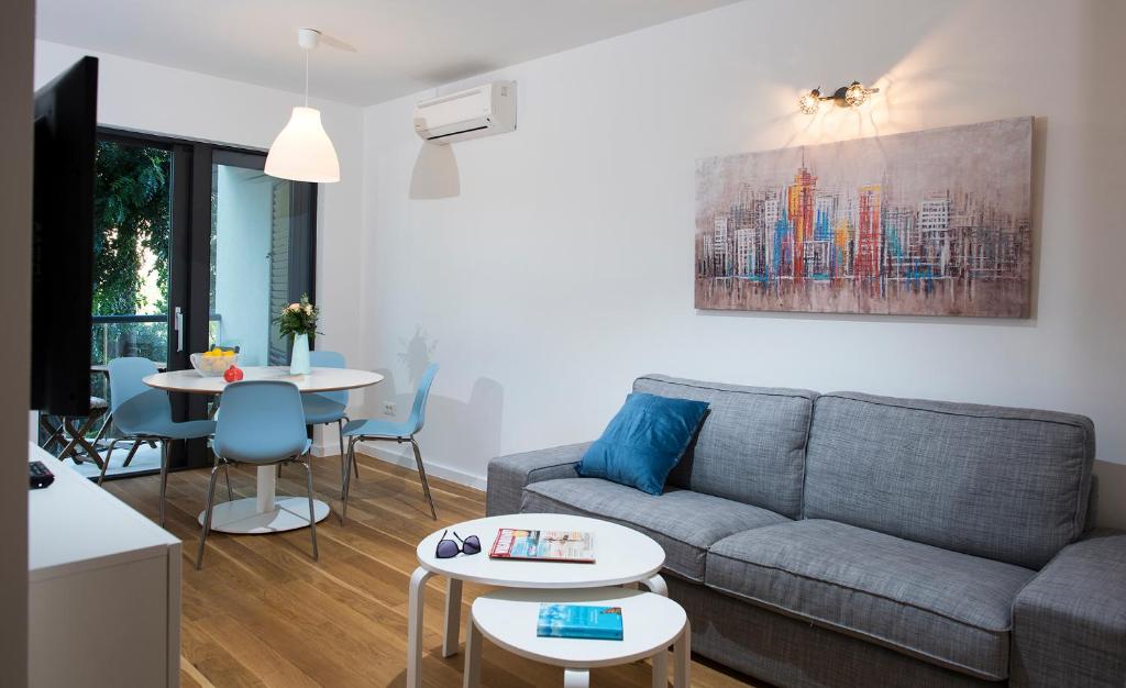 Posezení v ubytování Apartment Svea - free parking