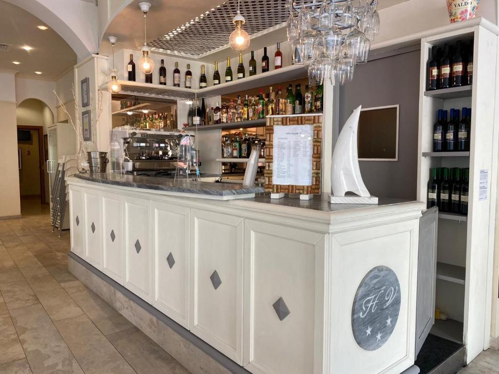 The lounge or bar area at Hotel Virginia