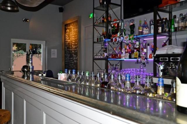 Lounge nebo bar v ubytování Hôtel 19'Cent