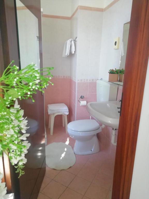Koupelna v ubytování Hotel Rita
